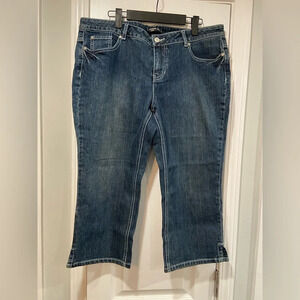 Canyon River Blues Split Hem Straight Leg Capri Denim White Trim Jeans Size 16 P